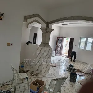 2bdrm Block of Flats in Uyo for rent