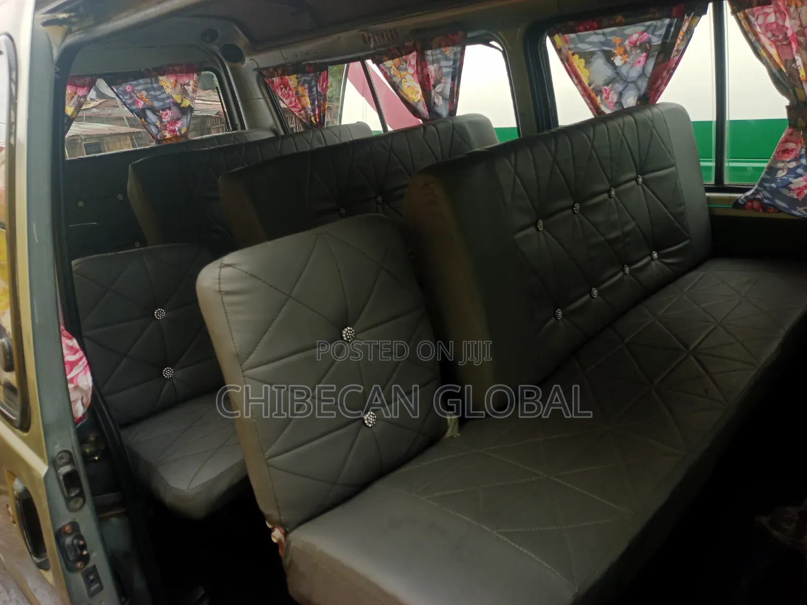 Mitsubishi Delica 2009 Blue