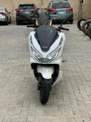 Honda 2020 White