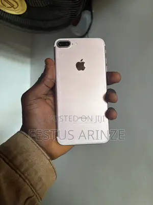 Apple iPhone 7 Plus 128 GB Gold