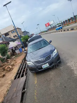 Toyota Camry 2008 Gray