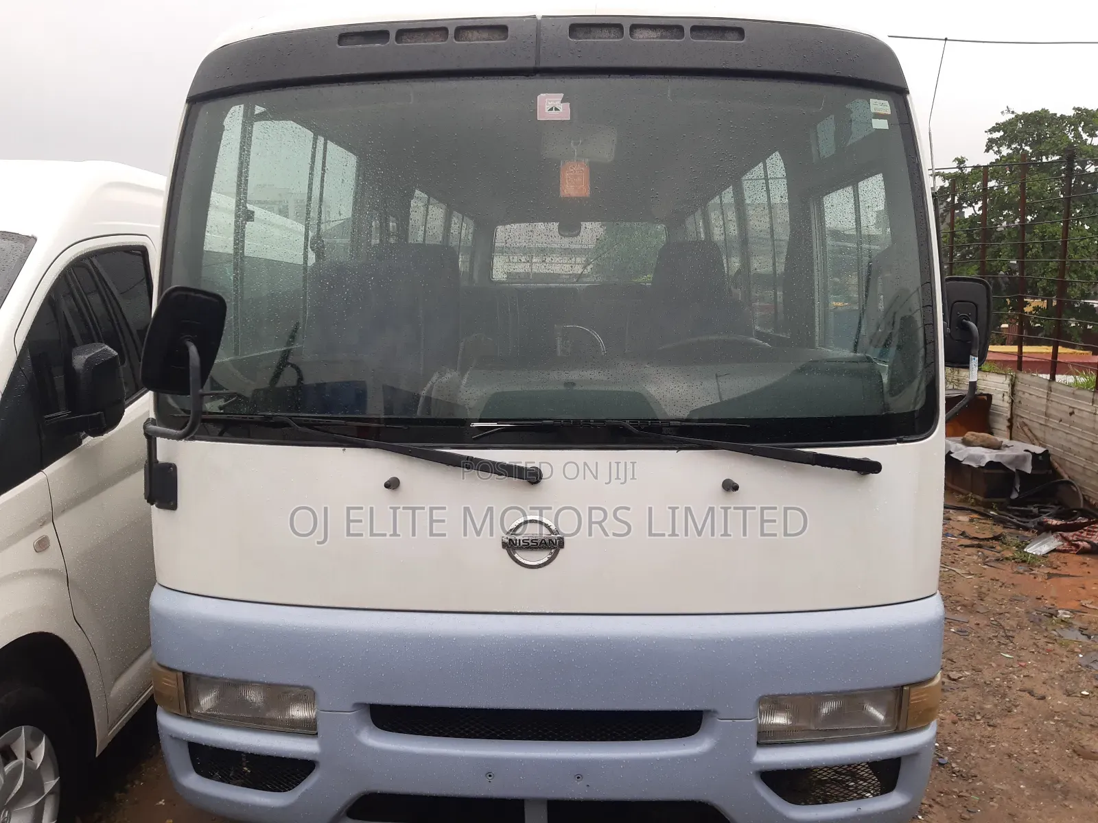 Nissan Civilian 1990 White