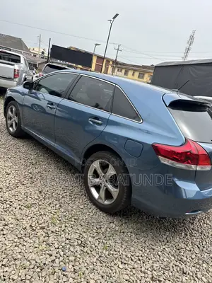 Toyota Venza V6 2012 Blue