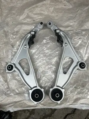Lower Arm Control Nissan Pathfinder 2016
