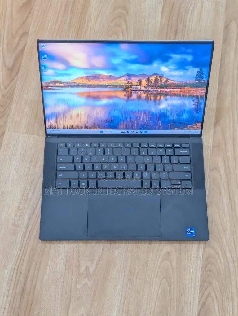 Laptop Dell Precision 5560 32GB Intel Core i9 SSD 1T