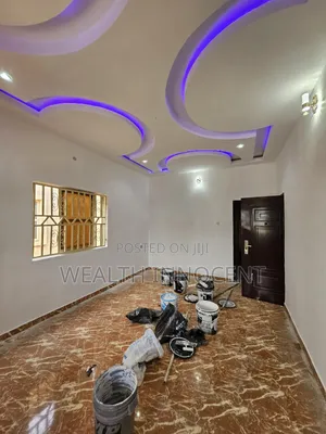 3bdrm Block of Flats in Durumi for rent
