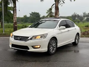Honda Accord EX-L V-6 4dr Sedan FWD (3.5L 6cyl 6A) 2013 White