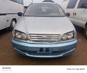Toyota Picnic 2001 Silver