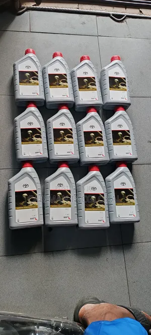 Toyota and Lexus Genuine Ws Lubricant Oil