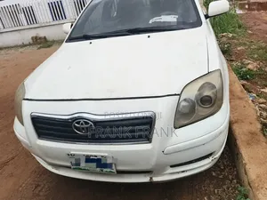 Toyota Avensis 2006 White