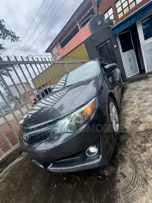 Toyota Camry 2013 Gray