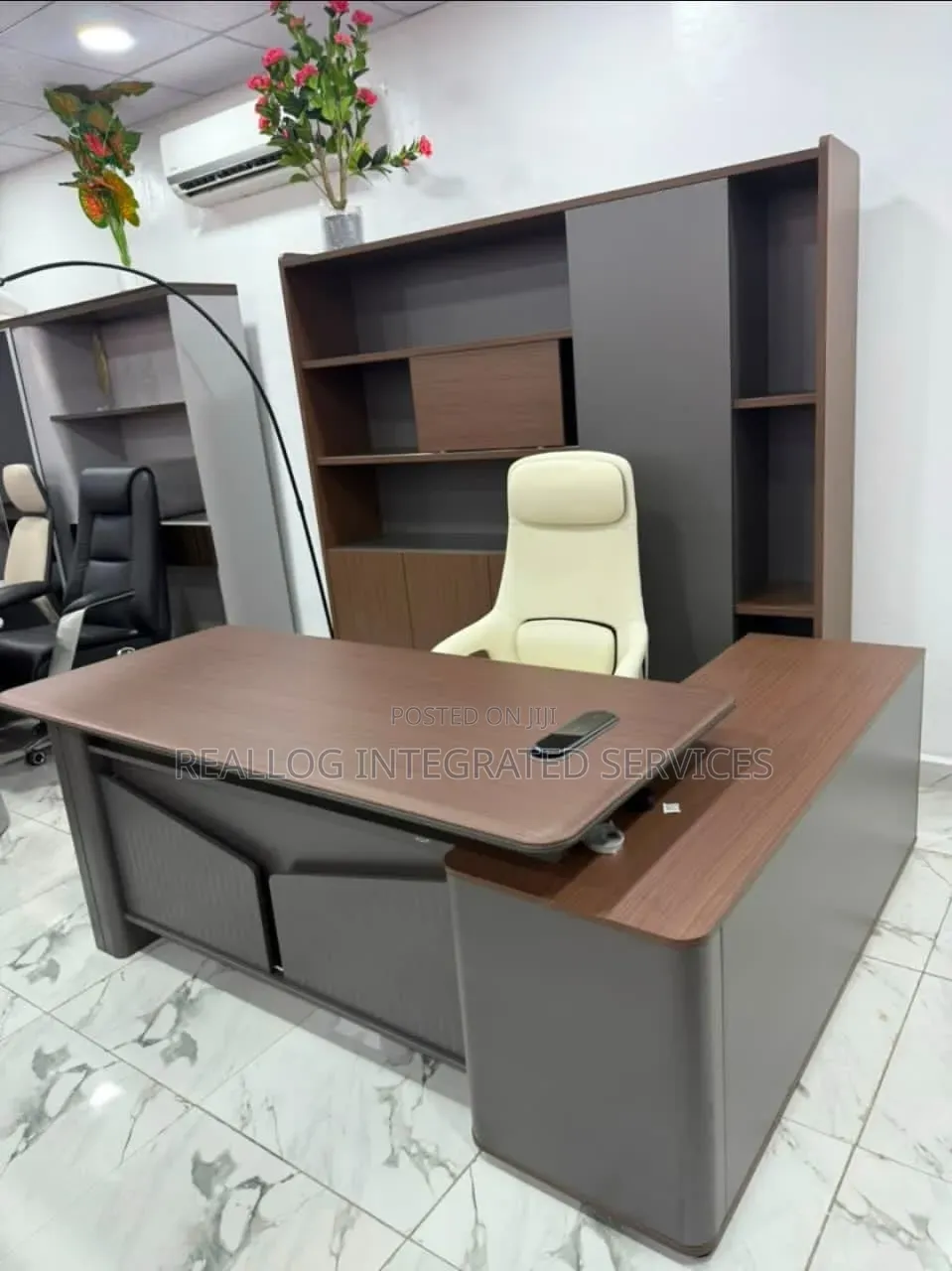 High Quality Executive Office Table 1.6 Meters