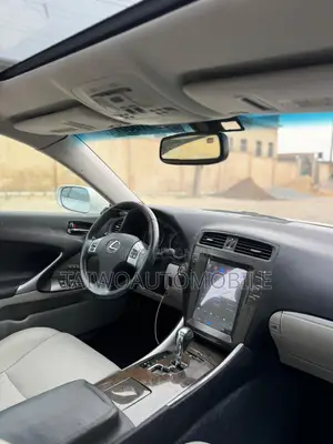 Lexus IS 2012 Silver