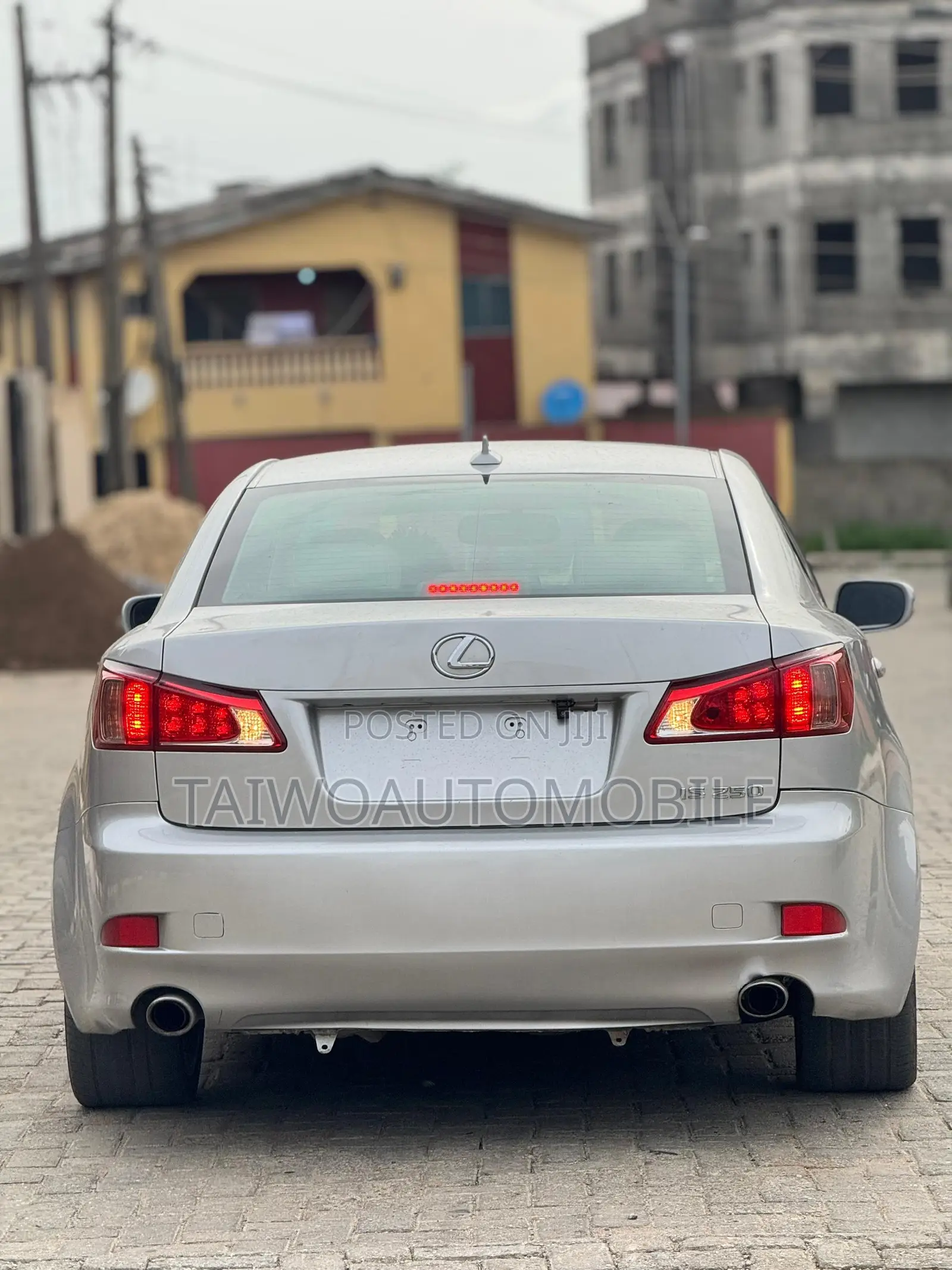 Lexus IS 2012 Silver