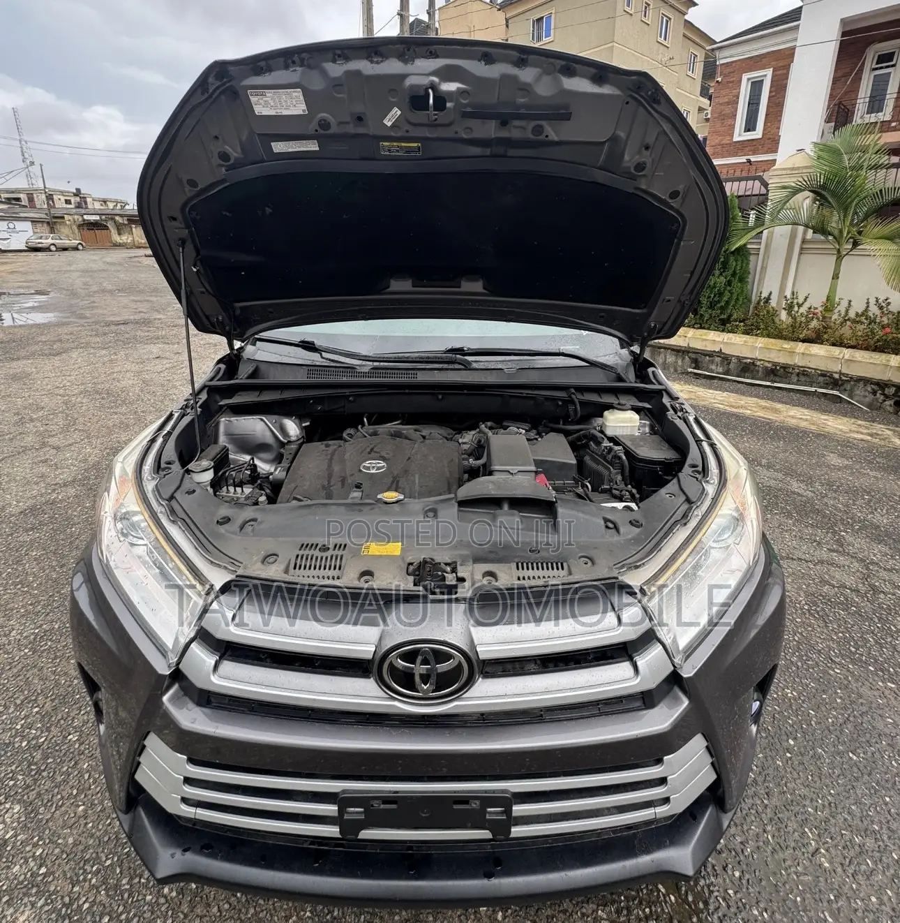 Toyota Highlander 2018 Brown