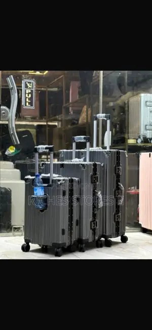 Original Rimowa Luggage Set For Travels