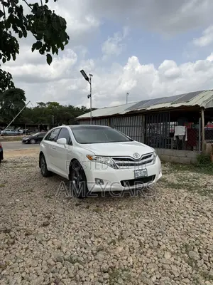 Toyota Venza AWD 2010 White