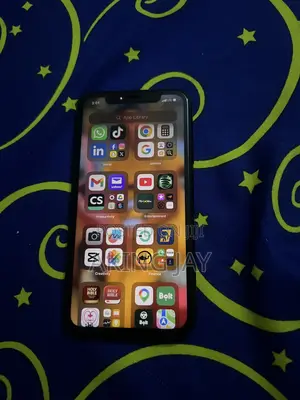 Apple iPhone XR 128 GB Black