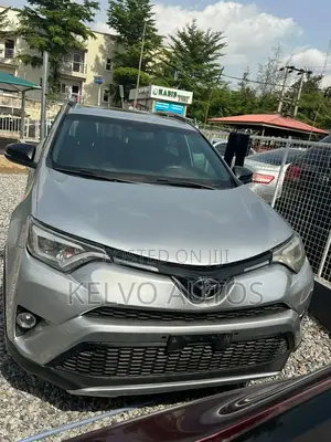 Toyota RAV4 2016 Silver