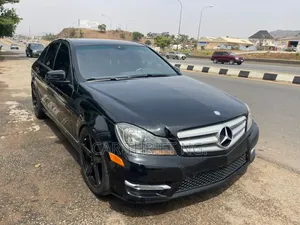 Mercedes-Benz C300 2013 Black