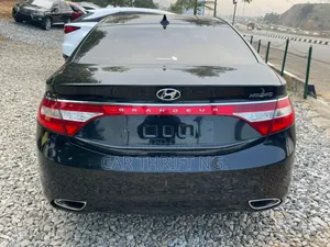 Hyundai Grandeur 2013 Black