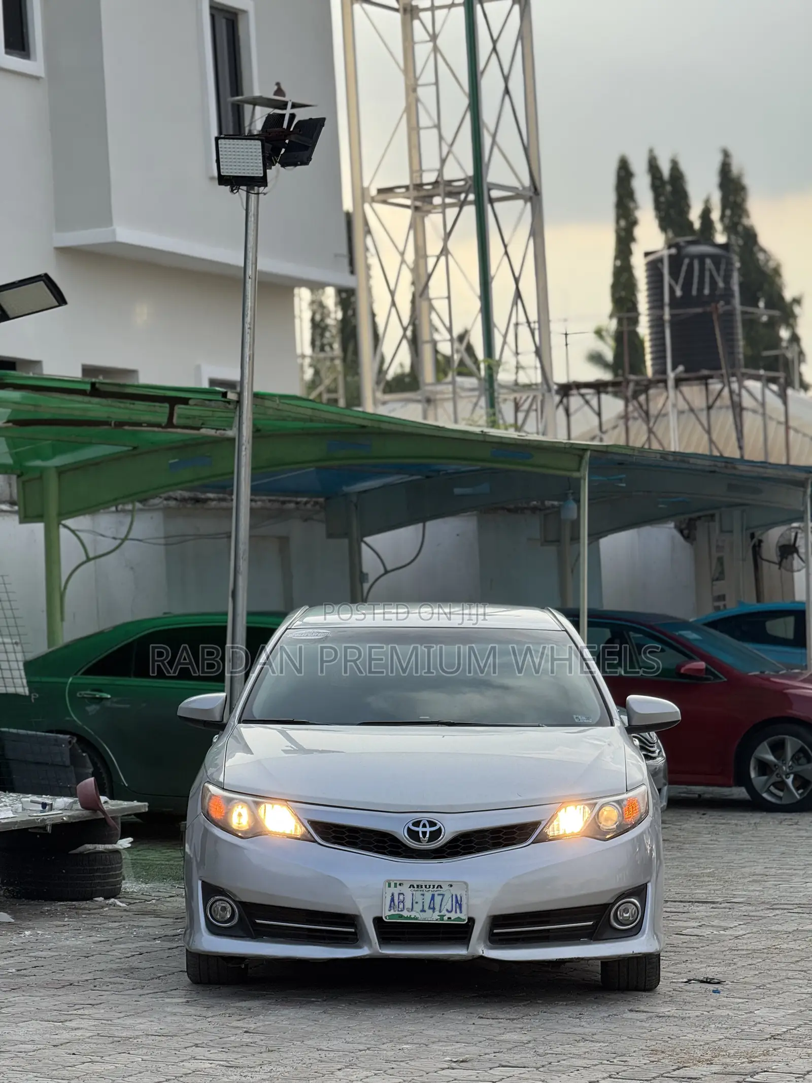 Toyota Camry 2014 Silver