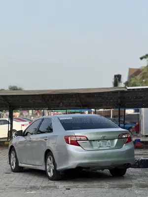 Toyota Camry 2014 Silver