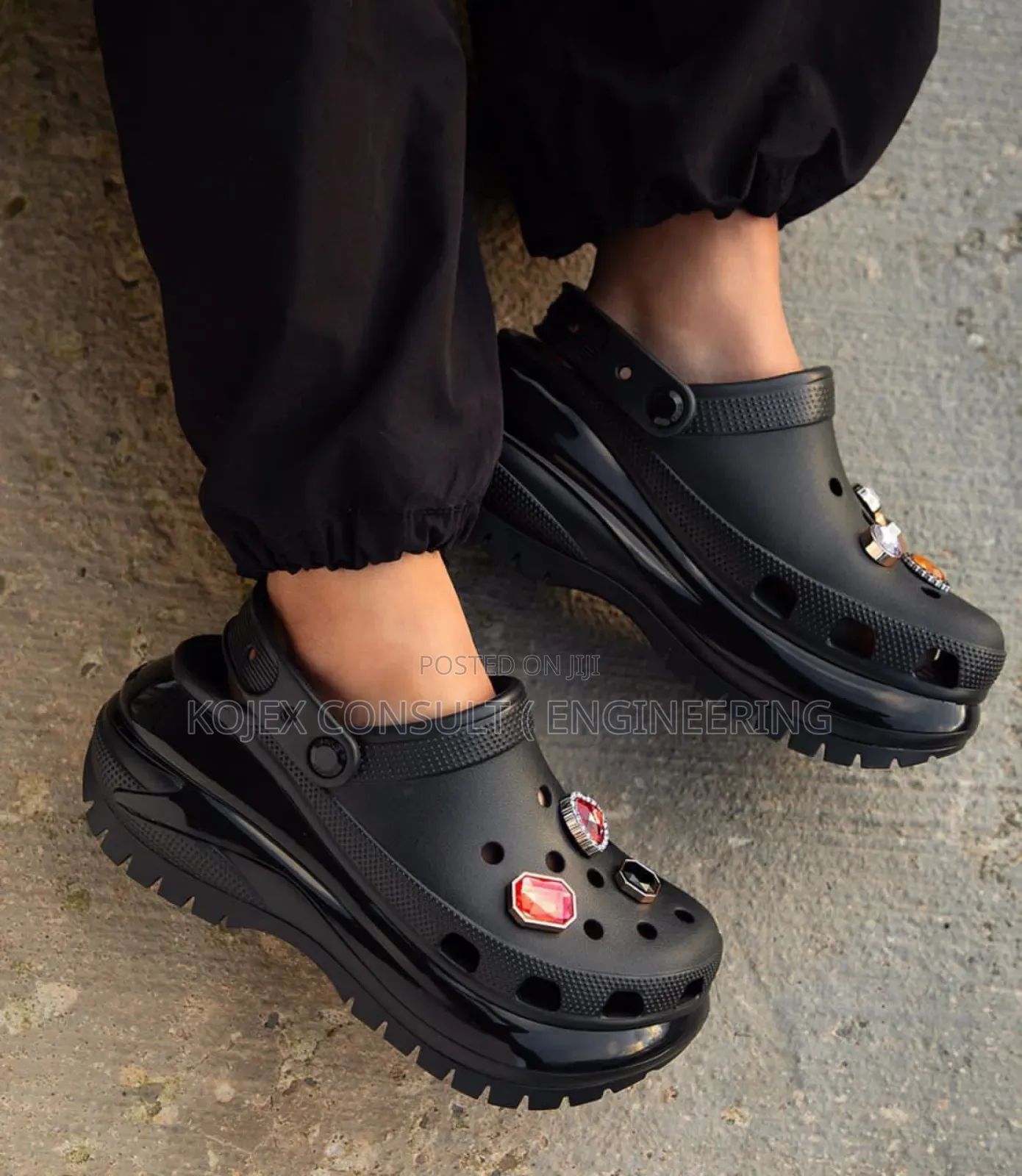 Mega Crush Crocs