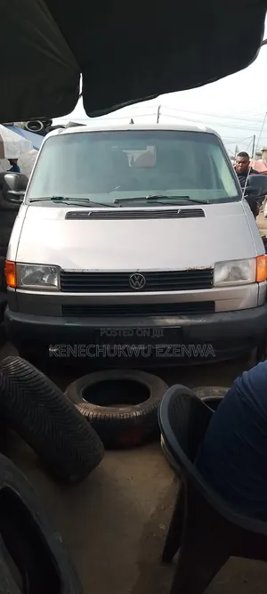 Volkswagen Transporter 2005 Grey