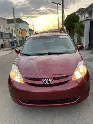 Toyota Sienna LE 2008 Red