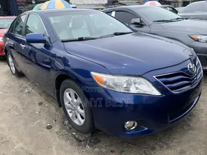 Toyota Camry 2010 Blue