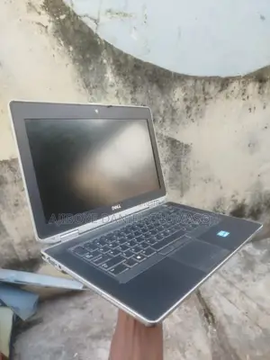 Laptop Dell Latitude E6430 8GB Intel Core i7 SSD 256GB