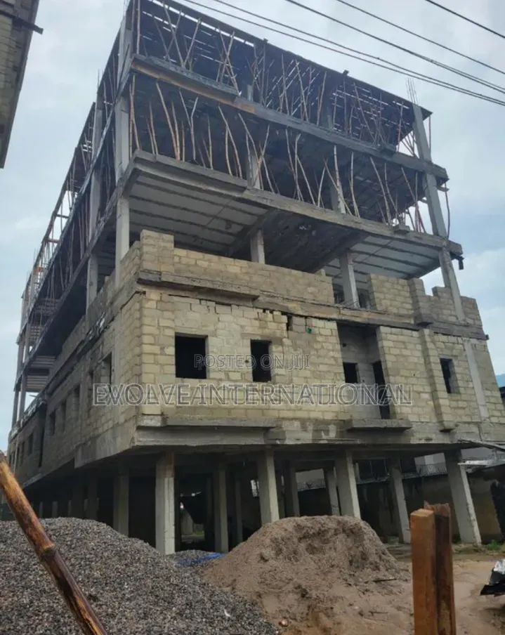 Civil Engineer Building Architect