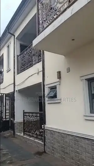 4bdrm Duplex in Uzoba for sale