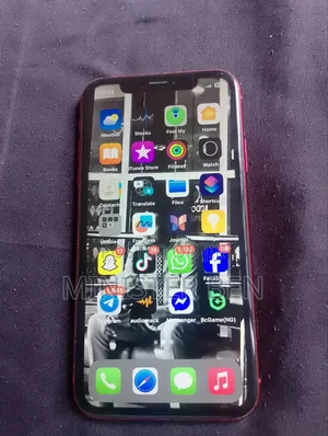 Apple iPhone XR 64 GB Red