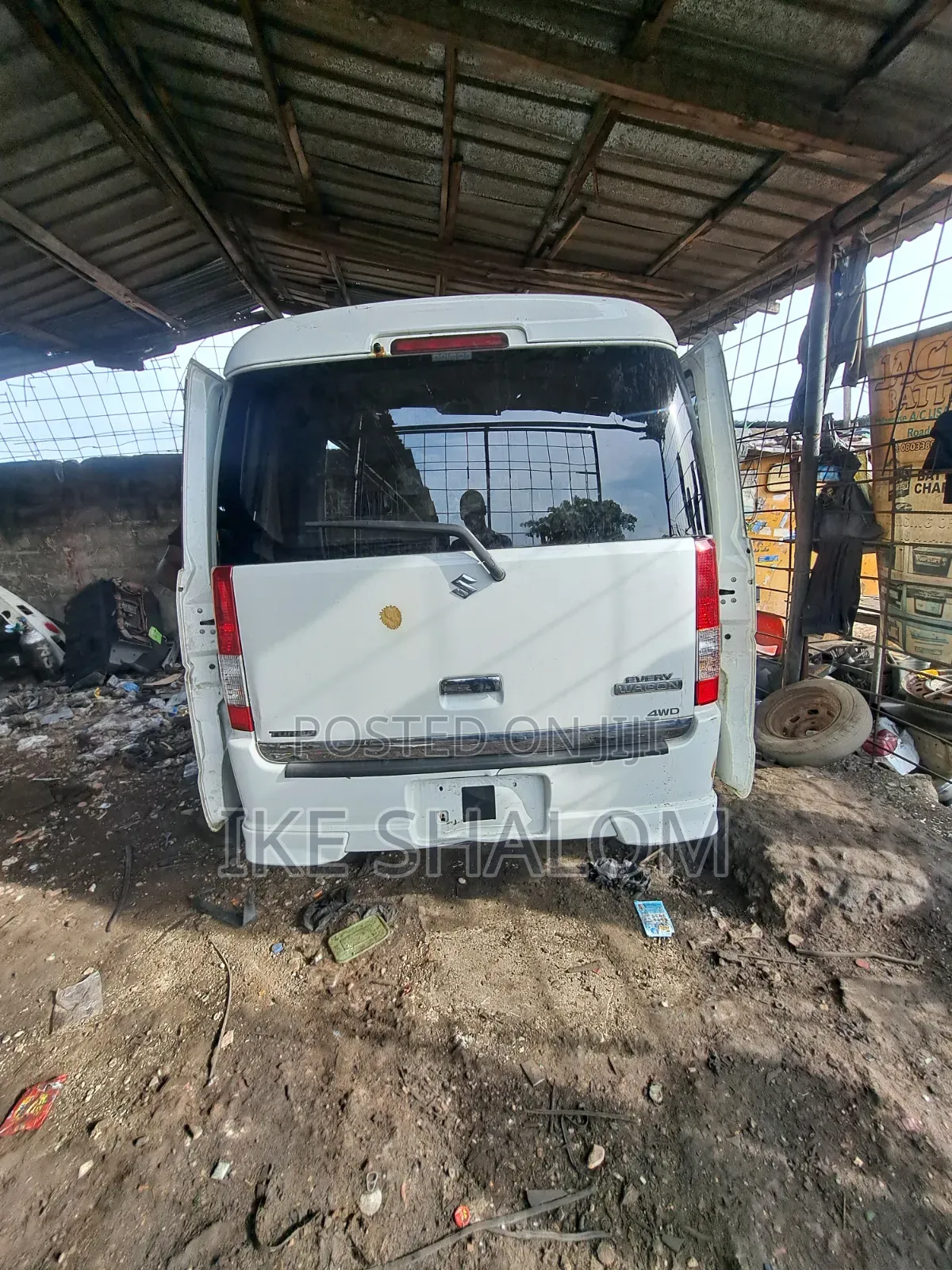 Suzuki Every 2014 White