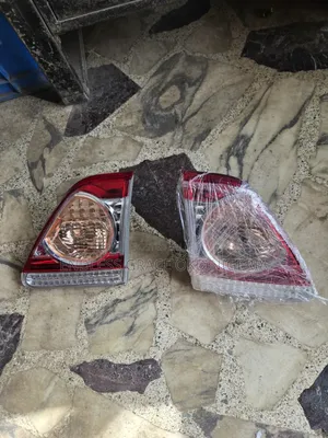 Both Light Corolla 2010/2012 Available