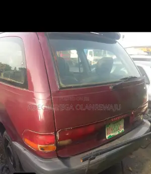 Toyota Previa 1999