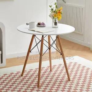 Modern Portable Dining / Restaurant Table With 4 Wooden Leg
