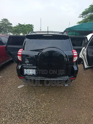 Toyota RAV4 2010 Black