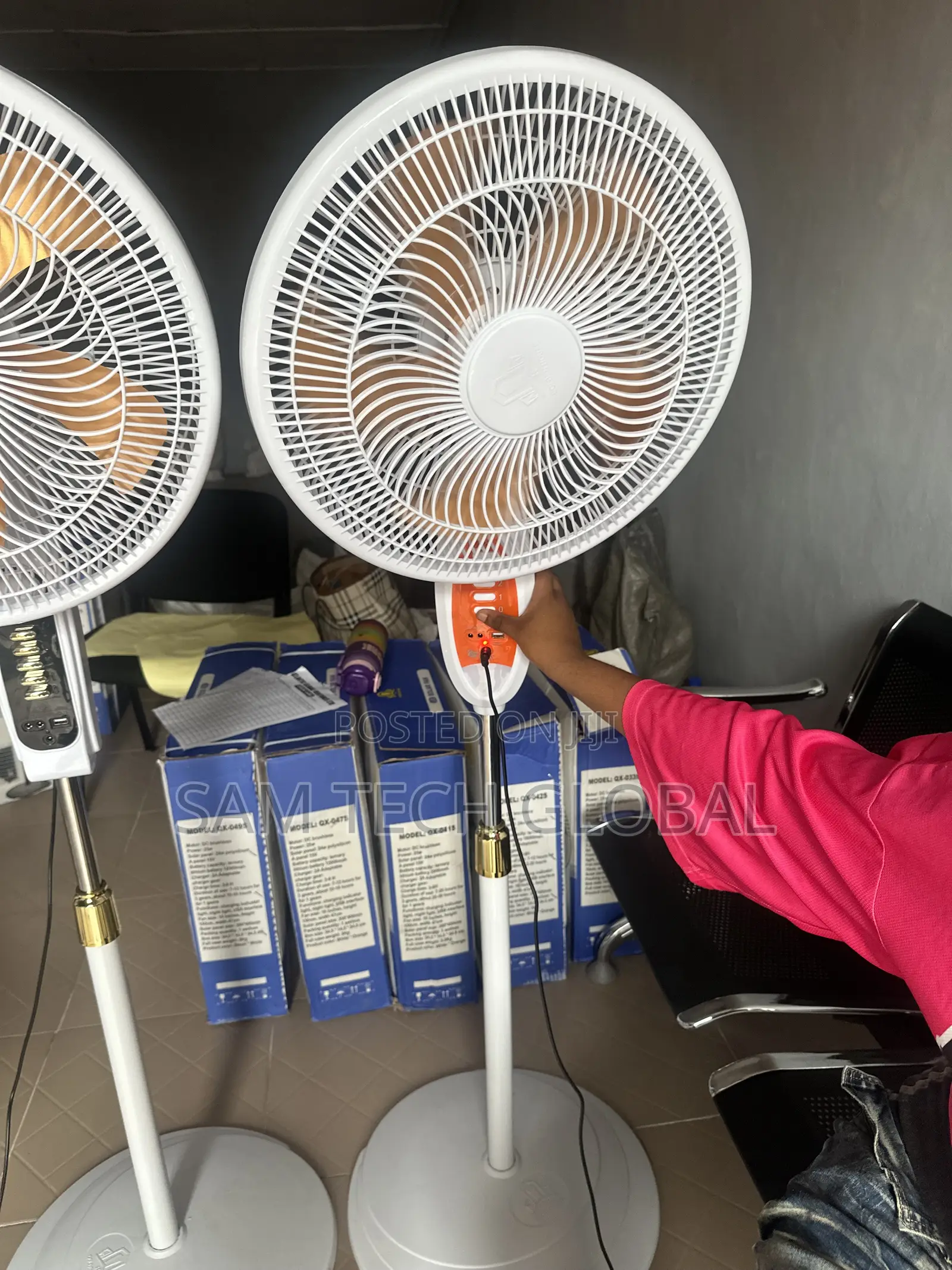 18 Solar Fan