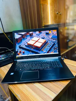 Laptop Acer Aspire A517 51 8GB Intel Core i7 HDD 500GB