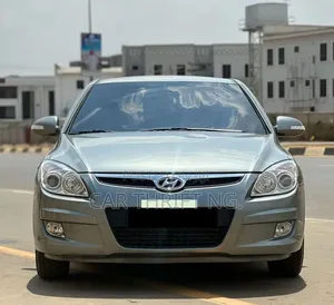 Hyundai i30 2016 Gray