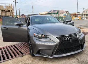 Lexus IS 2016 Black