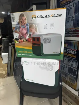 3.6kwh + Plus With a 2200 Cola Solar Power Station Lithium Ion Battary