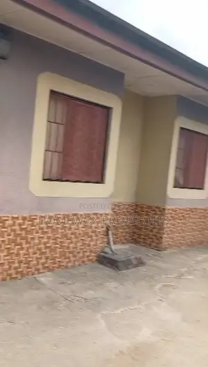 4bdrm Block of Flats in Rumuahalu for sale