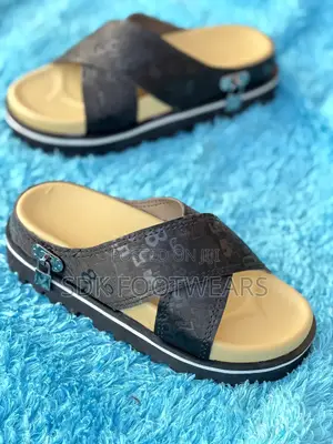 Cross Slide Palm
