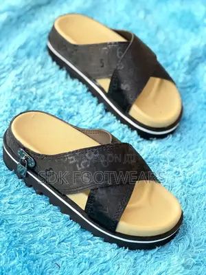 Cross Slide Palm