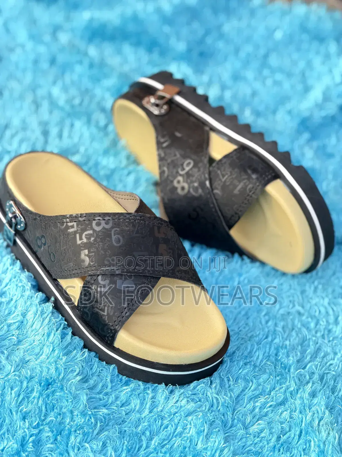 Cross Slide Palm