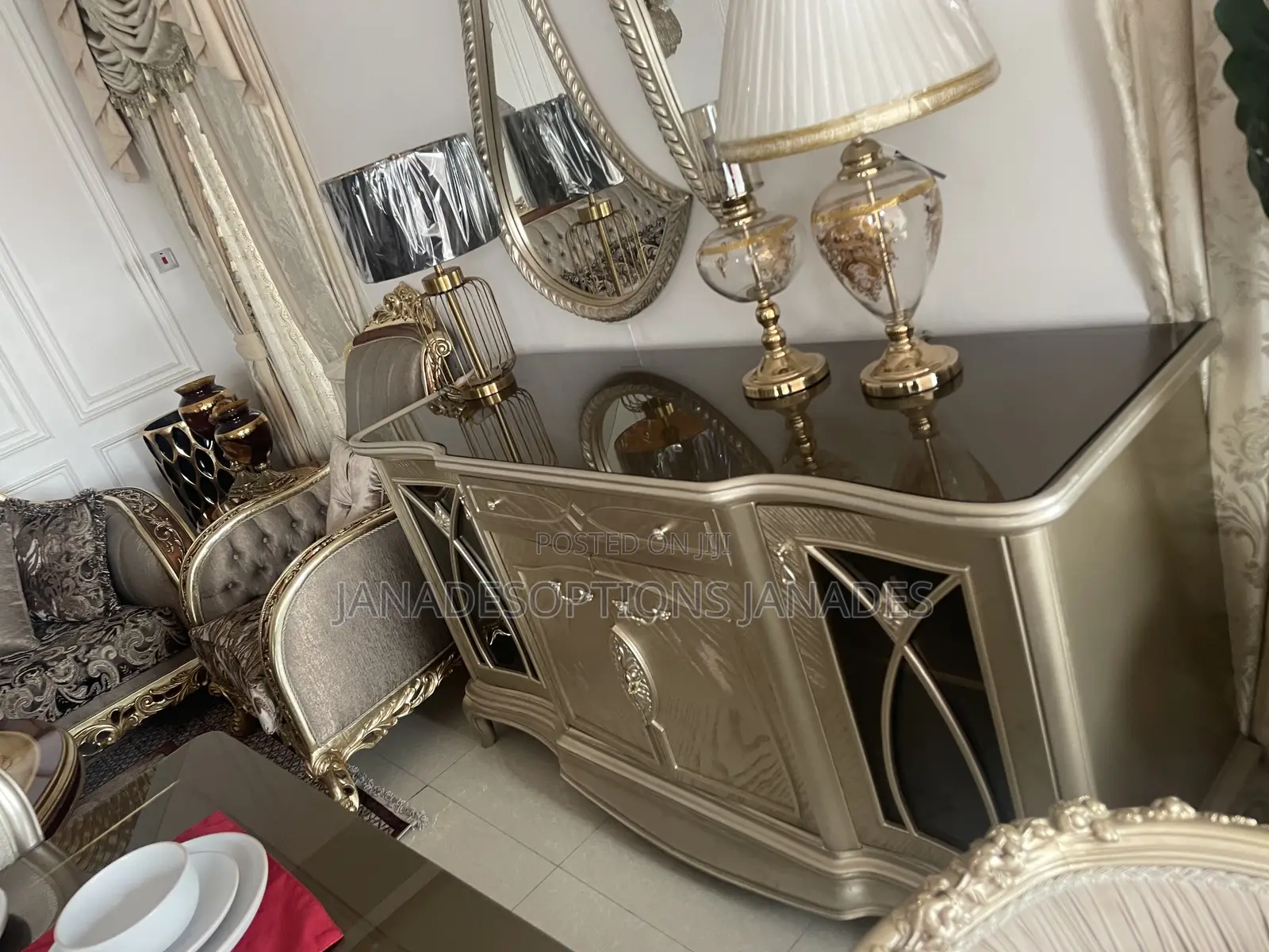Console Royal